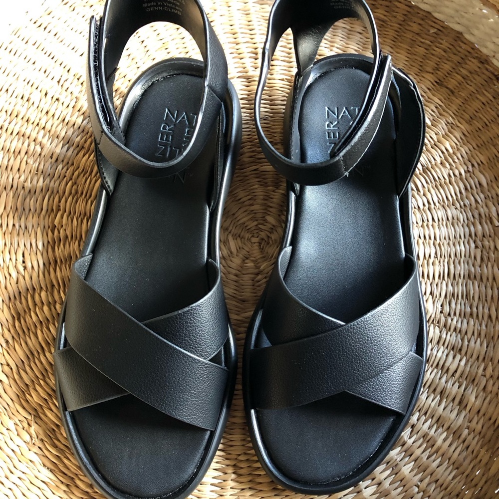 Naturalizer Genn-Climb Ankle Strap Sandals